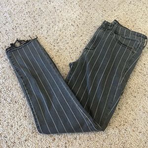 Abercrombie & Fitch High Rise Super Skinny Ankle Jeans